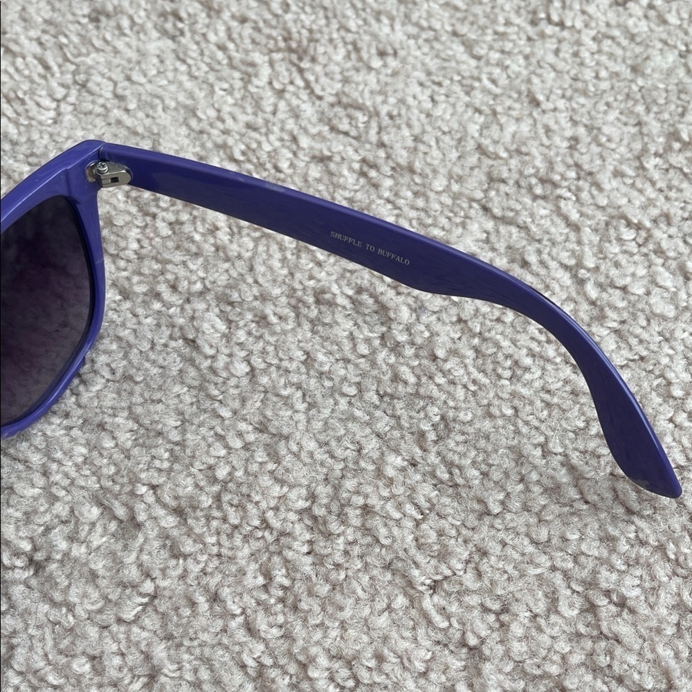 Chic Purple Plaid Sunglasses - Picture 9 of 9
